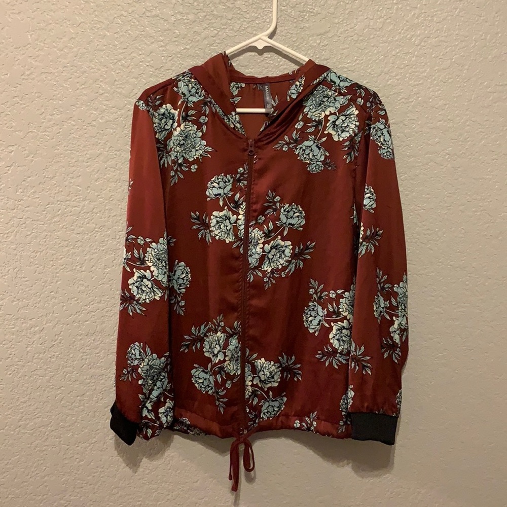 Massini Women’s Top with Hoodie XL